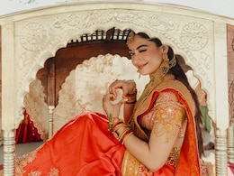 Rashmika Mandanna Is One Happy Bride Arriving In A <i>Palki</i> For Wedding With Vijay Deverakonda. See New Pic