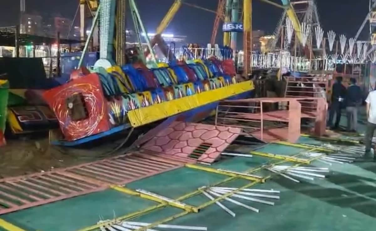 Cop Killed, 13 Injured As Swing Collapses At Haryana's Surajkund Fair