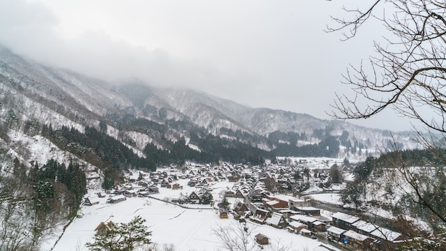 Visiting an area with dense snow requires special precautions to avoid health risks