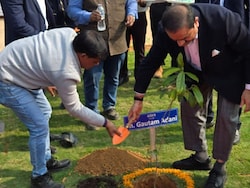 Gautam Adani Reviews Projects Worth Over Rs 40,000 Crore In Jharkhand, Bihar