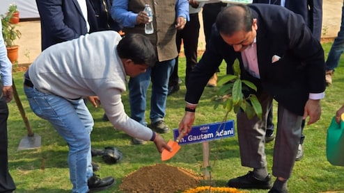Gautam Adani Reviews Projects Worth Over Rs 40,000 Crore In Jharkhand, Bihar