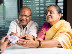 सीनियर सिटीजन्स के लिए कमाई का सुनहरा मौका: FD पर मिल रहा 7.75% तक ब्याज, कहां होगा सबसे ज्यादा फायदा, देखें पूरी लिस्ट