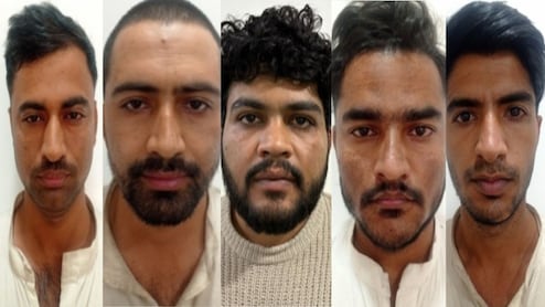 Rajasthan: SOG का बड़ा एक्शन, 3 MBBS छात्र, 2 सरकारी टीचर गिरफ्तार; डमी कैंडिडेट बन दी वरिष्ठ अध्यापक भर्ती परीक्षा