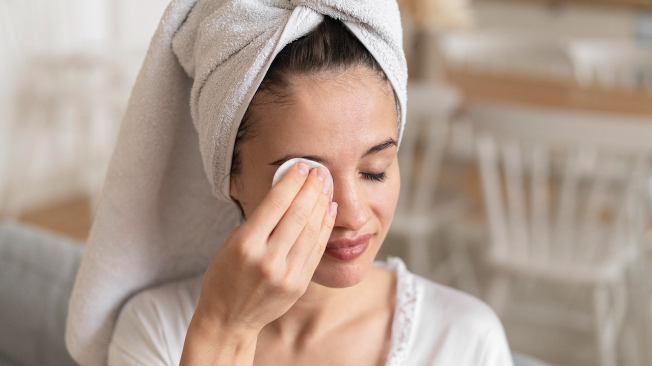 Best Budget-Friendly Makeup-Removing Balms Under Rs. 600 Best Budget-Friendly Makeup-Removing Balms Under Rs. 600