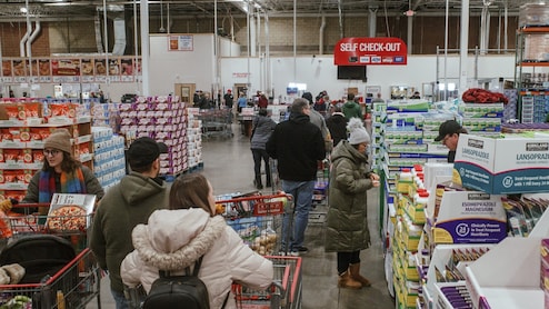 US Consumer Sentiment Unexpectedly Rises To Six-Month High