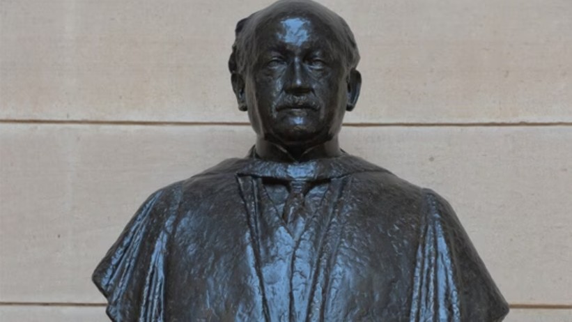 If You Don't Care About Taj Mahal's Architect, Why Cry Over Lutyens?