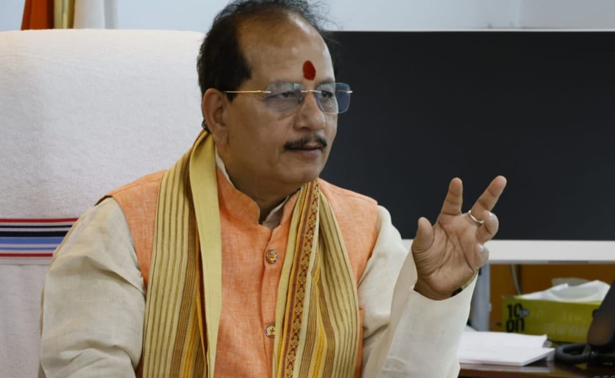 बिहार में बिना लाइसेंस नहीं बिकेगा नॉनवेज, डिप्टी सीएम विजय सिन्हा ने जारी किया आदेश