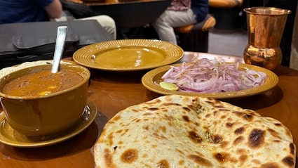 Why World-Famous Delhi Restaurant Bukhara Wants Diners To Eat With Hands