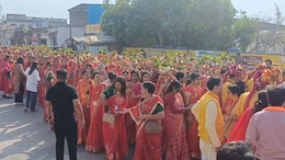 Rajasthan: पुष्कर में धीरेंद्र शास्त्री की कथा से पहले सुरक्षा में बड़ी चूक, कलश यात्रा में महिलाओं की सोने की चेन पार