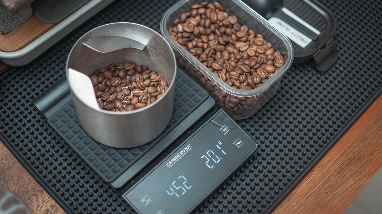Kitchen Weighing Scales: The One Tool That Saves Grocery Money