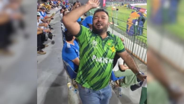 जीतेगा भई जीतेगा, इंडिया जीतेगा...हार के बाद भी स्टेडियम में पाकिस्तानी फैन ने लगाए भारत की जीत के नारे