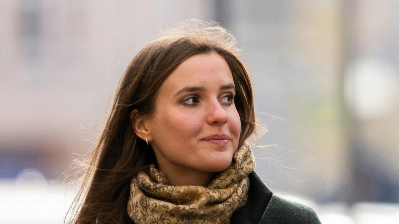 How to Choose the Perfect Sling Bag That Wont Bounce or Slip When You Move