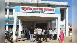अनियंत्रित पिकअप वाहन ने लोगों को कुचला, 1 महिला की मौत, 2 गंभीर; सड़क पर बस खड़े होने से हादसा&nbsp;
