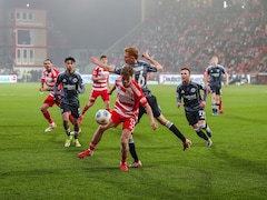 Late Union Berlin Penalty Spoils Albert Riera's Frankfurt Debut