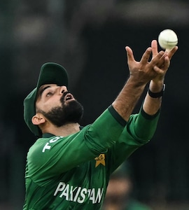 "You Came Through Back Door": Shadab Khan Faces Ex Pakistan Stars Ire Over "We Beat India" At T20 World Cup Remark
