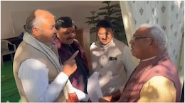 Rajasthan Politics: विधानसभा के बाहर बेढम से भिड़ गए जूली-रफीक, पूछा - PM मोदी की किस नीति से अमेरिका बैकफुट पर आया?