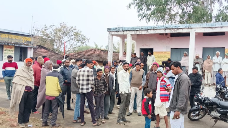 नर्मदा-पार्वती लिंक परियोजना से छूटे 12 गांव ग्रामीणों में नाराजगी, स्मार्ट मीटर का जताया विरोध; बोले- 'चुनाव का भी करेंगे बहिष्कार'