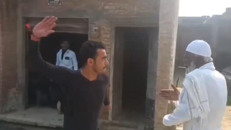 बदायूं: तीन मुस्लिमों के साथ मारपीट, टोपी उतरवाने का भी आरोप; वीडियो वायरल होने के बाद आरोपी गिरफ्तार