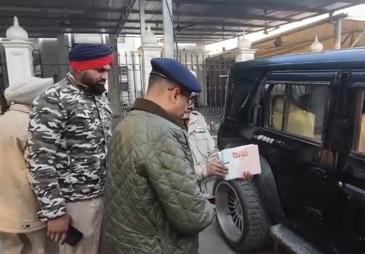 जालंधर में AAP नेता लक्की ओबेरॉय की गोली मारकर हत्या