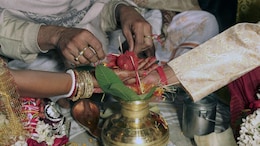 सबको चौंकाने वाला बाल विवाह: 36 साल का दूल्हा, 16 साल की दुल्हन, पिता जेल में, मां प्रेमी संग भागी