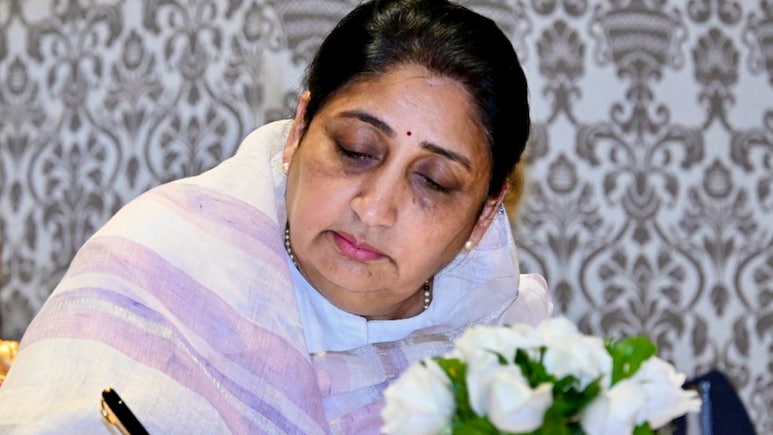 Baramati Bypoll: Congress Withdraws Candidate, Sunetra Pawar To Win Unopposed