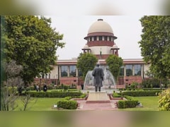 सुप्रीम कोर्ट में गजब नजारा, खड़े-खड़े CJI ने EWS कोटे से छात्र को दिलाई मेडिकल सीट