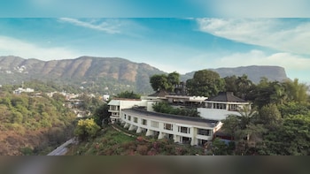 Chalet Hotels Q3 Review: IDBI Capital Keeps 'Hold' Rating, Stock Still A Top Pick In Domestic Hospitality — Check Details