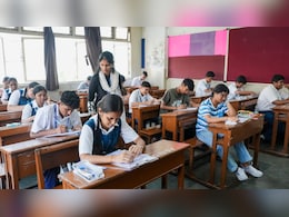 WhatsApp पर शेयर हुआ था केमिस्ट्री का पेपर, महाराष्ट्र बोर्ड ने कहा- नहीं हुआ कोई लीक