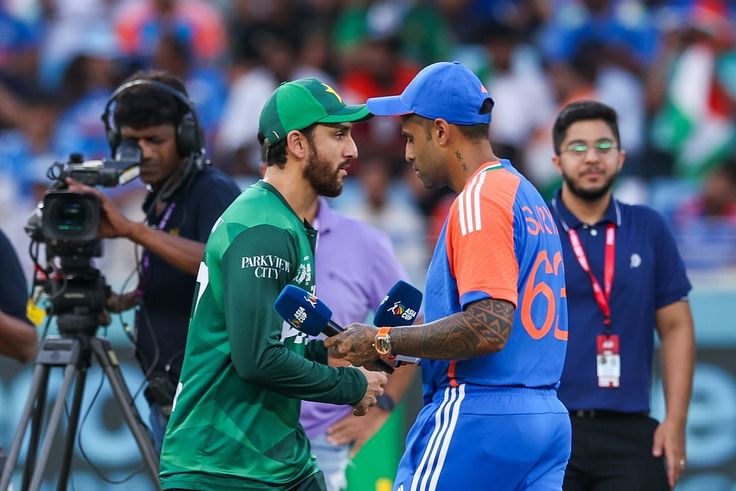 कपिल, शोएब, वासन&hellip; दिग्गजों ने बताया भारत-पाकिस्तान मैच में कितने बनेंगे रन