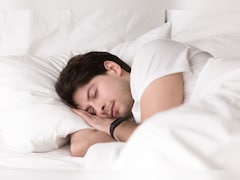 सिर्फ 6 घंटे की नींद 2 हफ्ते तक? हैदराबाद के डॉक्टर ने बताया दिमाग पर पड़ने वाला खतरनाक असर