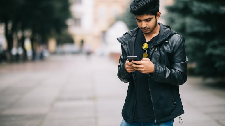 4 Signs And Symptoms Of Digital Addiction In Teenagers