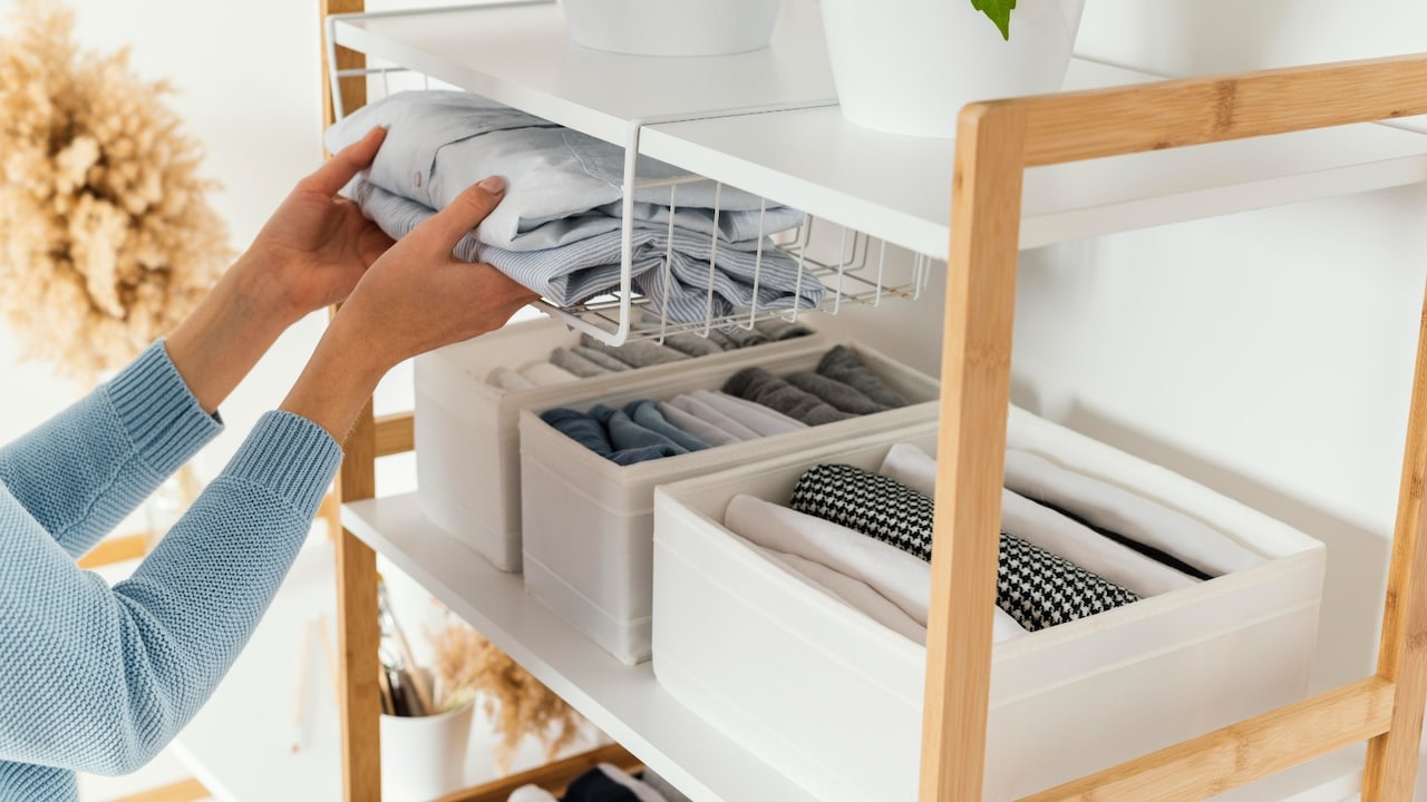 Best Storage Solutions for Small Homes: Open vs Closed Storage Explained