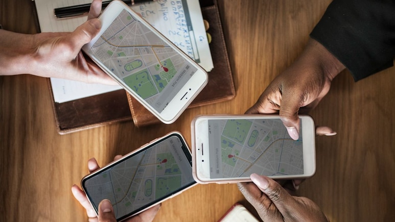 दिल्ली में 800 से ज्यादा लोग लापता होने की खबर, फोन में ON कर लें ये सेफ्टी फीचर्स, इमरजेंसी में मिलेगी मदद