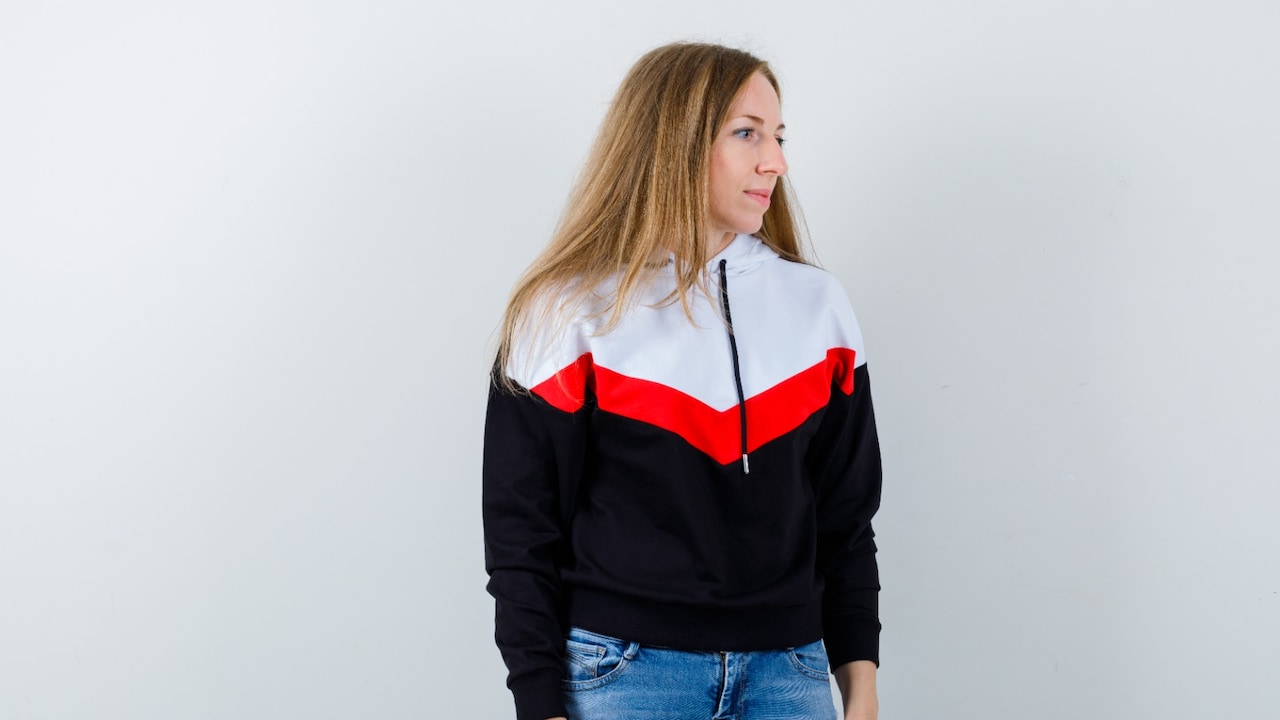 Zip-Up vs Pullover: 10 Key Differences To Choose The Right Sweatshirt