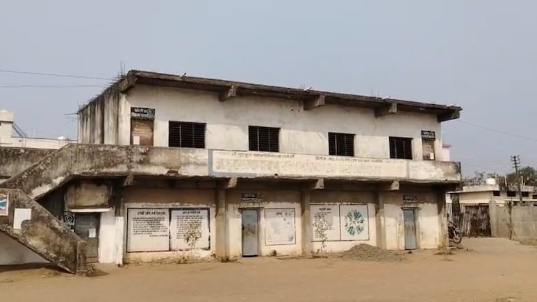 पढ़ने के बजाय ChatGPT से किया गया पेपर हल! पढ़ाई छोड़, परीक्षा में नकल का हथियार बना AI