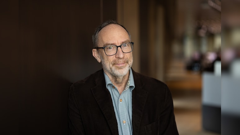 Wikipedia Founder Sees No Threat From Musk's Grokipedia