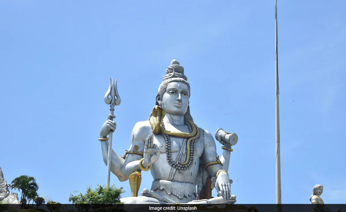 Maha Shivratri 2026: WhatsApp Messages, Images To Share With Family And Friends
