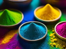 Holi 2026: आजीविका मिशन दीदियों का कमाल! त्वचा को नहीं पहुंचेगा नुकसान, फूलों और सब्जियों से तैयार हो रहा गुलाल