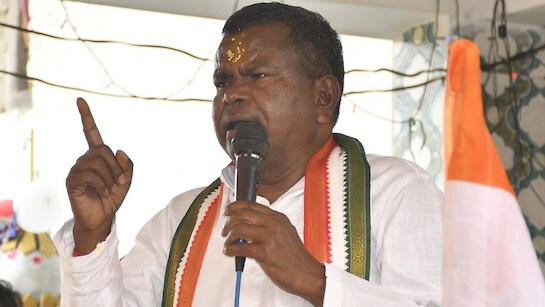 Kawasi Lakhma: 2 बार बेस्ट सरपंच, 1998 से लगातार MLA, अब जेल से बाहर आकर क्यों छोड़ना पड़ेगा छत्तीसगढ़? | Kawasi Lakhma Bail Released Raipur Central Jail Chhattisgarh MLA Konta