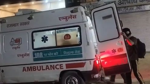 Rajasthan: खाटूश्यामजी के लक्खी मेले में पैदल जा रहे श्याम भक्तों को बेकाबू कार ने मारी टक्कर, हालत गंभीर