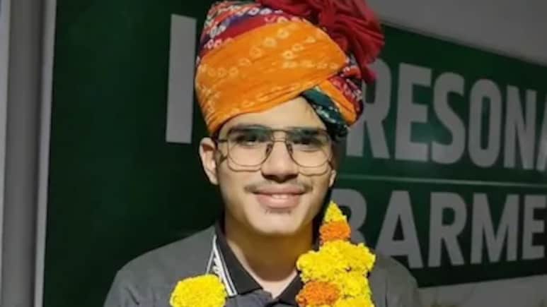 छोटे गांव के दशरथ ने किया बड़ा कमाल, JEE Mains में 99.62 पर्सेंटाइल से जिले में टॉप