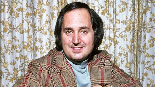 Legendary Singer Neil Sedaka Dies At 86