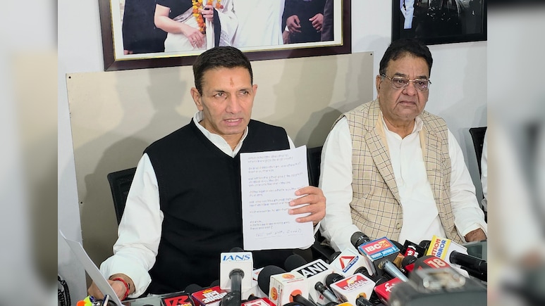 ट्रेड डील, कर्ज और OBC आरक्षण पर सियासत तेज; MP PCC चीफ जीतू पटवारी व BJP मंत्री विश्वास सारंग आमने-सामने