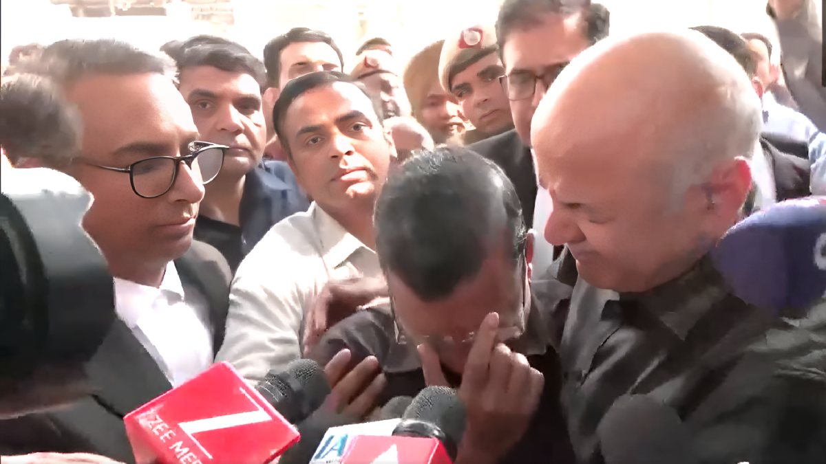 'बिना सबूत के फंसाया, आरोप में कोई दम नहीं', दिल्ली शराब घोटाले में केजरीवाल को बरी करते हुए कोर्ट ने क्या कहा