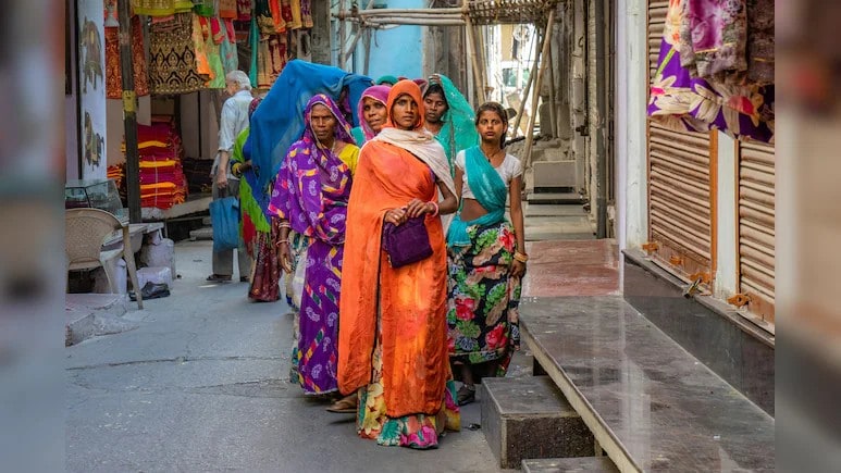 यह राज्&zwj;य सरकार मह&zwj;िलाओं को देगी 20 हजार रुपये, जान&zwj;िए कैसे करें अप्&zwj;लाई और स्&zwj;कीम का उठाएं लाभ