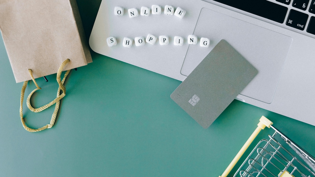 Which limited time deals do you want to grab from Myntra Fashion Carnival?