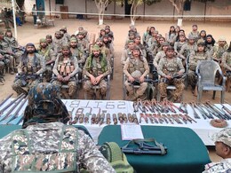 अबूझमाड़ में नक्सल तंत्र पर प्रहार, खोड़पार जंगल में नक्सलियों की गुप्त हथियार फैक्ट्री ध्वस्त, हथियारों का जखीरा बरामद