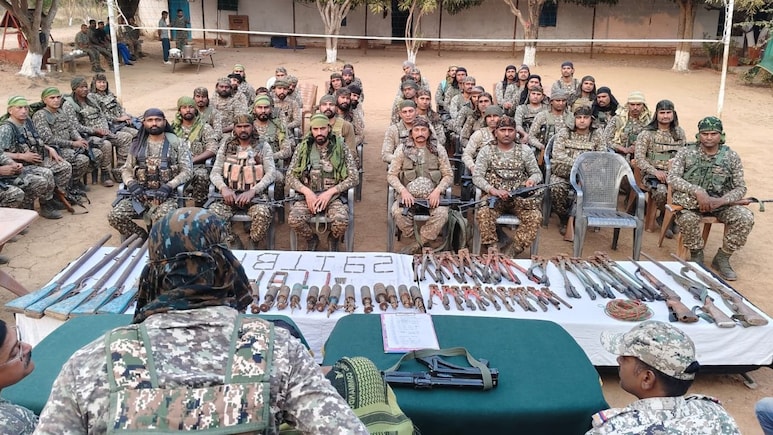 अबूझमाड़ में नक्सल तंत्र पर प्रहार, खोड़पार जंगल में नक्सलियों की गुप्त हथियार फैक्ट्री ध्वस्त, हथियारों का जखीरा बरामद