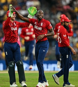 Spinners In Focus As England, Pakistan Eye Crucial Super Eights Points