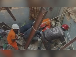 पाकिस्तान के कराची में बड़ा धमाका, तीन मंजिला इमारत गिरने से कम से कम 13 लोगों की दर्दनाक मौत